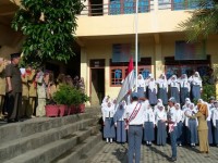 SMK Bina Mulya Gelar Upacara Hardiknas