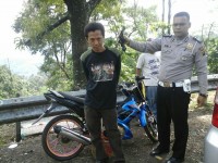 Pelaku Pungli Ditangkap Polisi
