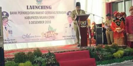 Bupati Minta BPR GS Bisa Bersaing Dengan Bank Lain