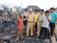 Pemkab Muara Enim dan CSR PTBA Mulai Salurkan Bantuan Kepada Korban Kebakaran