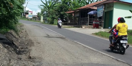Waspada, Lobang Galian di Jalinsum Tanjung Enim