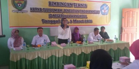 Kepsek dan Guru Ikuti Bimtek Karya Ilmiah