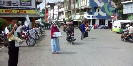 Aksi Aliansi Pemuda/i Muslim Muara Enim Peduli Aleppo