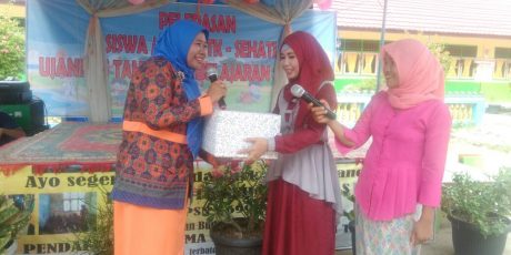 Siswa/i TK Sehati Diserahkan Kembali Kepada Orang Tuanya