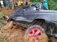 Tertimbun Longsor, Jalan Propinsi di Semende Macet Total