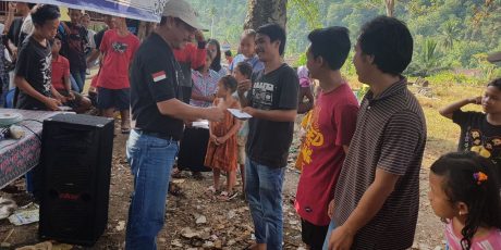 Karang Taruna Desa Lambur dan Pagar Jati Antusias Dengarkan Visi Misi AY-HJ