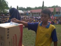 Ini yang Dilakukan SMP Negeri 1 Ujanmas dalam Pemilihan Ketua Osis