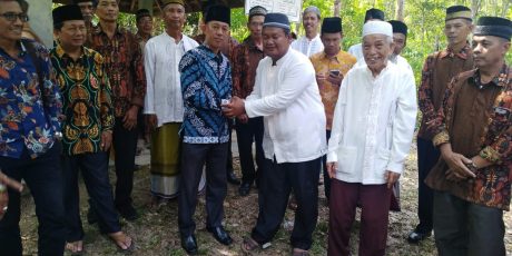 Pererat Silaturahmi, Warga Desa Penanggiran dan Embawang Gelar Sedekah Dusun