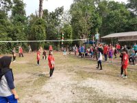 Meriahkan TMMD Ke-106, Warga Desa Beringin Gelar Turnamen Volly Ball