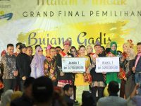 Zaydan dan Catherine Terpilih Jadi Bujang Gadis Tanjung Enim 2020