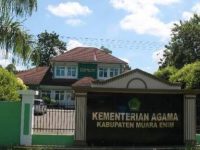Kemenag Muara Enim Sampaikan Kegiatan Umroh Dihentikan Sementara