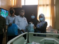 Setelah Viral, Dua Kakak Beradik Warga Sebau Terus Mendapat Bantuan