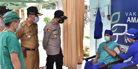 35 Tenaga Kesehatan RS BAM Divaksin Covid-19
