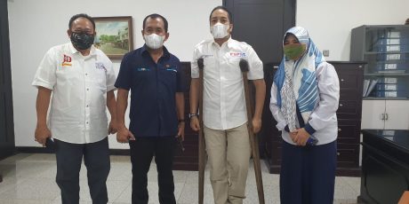 PTBA Dukung Program 100 Gerobak Peduli UMKM Terdampak Covid-19