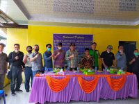Bupati Lampung Tengah Kunjungi PLTS Desa Tanjung Raja Muara Enim