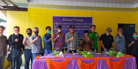 Bupati Lampung Tengah Kunjungi PLTS Desa Tanjung Raja Muara Enim