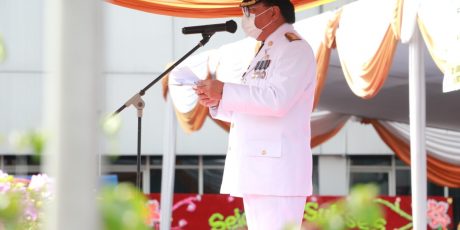 Pj Bupati Muara Enim Pimpin Upacara HUT Kabupaten Muara Enim Ke-75