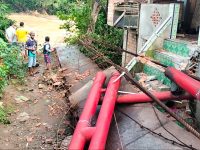 Terjang Banjir, Jembatan Gantung Desa Keban Agung Putus Total