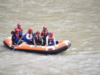 Gandeng Unsur Tripika, PTBA Gelar Aksi Bersih Sampah Sungai Enim
