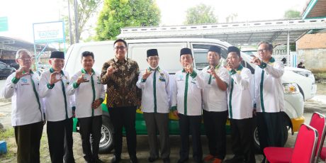 Bukit Asam Sumbangkan 1 Unit Mobil Operasional Kepada Baznas Kabupaten Lahat
