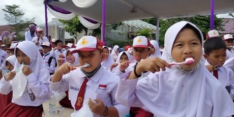 1000 Pelajar SD di Muara Enim Gosok Gigi Massal