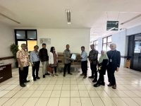 PT TeL Sumbang 2 Unit Tempat Tidur Pasien di RSUD Dr. H. Mohamad Rabain