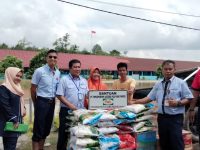 Peduli Bencana Banjir, TeL Salurkan Bantuan Bagi Desa Sekitar