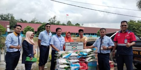 Peduli Bencana Banjir, TeL Salurkan Bantuan Bagi Desa Sekitar