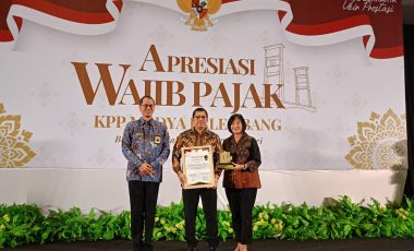 Bukti Taat Pajak, PT SBS Mendapatkan Apresiasi Wajib Pajak dari KPP Madya Palembang