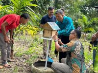 Berdayakan Masyarakat Desa Embawang, Bukit Asam (PTBA) Dukung Budidaya Lebah Madu