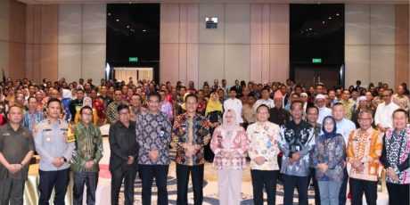 Bupati Muara Enim Ajak Wujudkan Visi MEMBARA dan Serahkan Penghargaan Perencanaan Terbaik