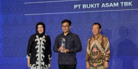 PTBA Raih Dua Penghargaan Bergengsi di Ajang IICD Corporate Governance Award 2025