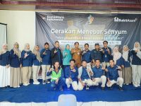 Sambut HUT ke-45, PTBA Kolaborasikan Bantuan Pangan dan Edukasi Gizi Pola Makan Sehat