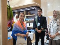 Dari Tapis, Batik Kujur hingga Songket Silungkang, PTBA Pamerkan Wastra Nusantara di INACRAFT 2026