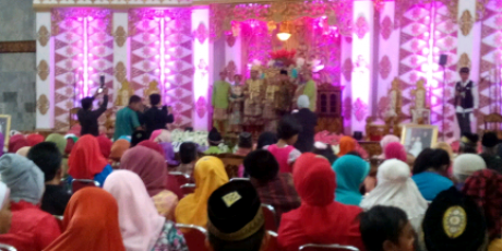 Bupati Muara Enim Hadiri Resepsi Pernikahan Eny dan Marthien