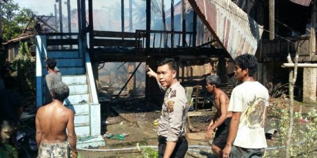Diduga Konsleting Listrik, Rumah Irham Hangus Terbakar
