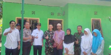 Giliran Rumah Supono Dibedah Kodim 0404 Muara Enim