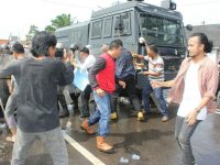Demo Berakhir Ricuh Berhasil Dibubarkan Polres Muara Enim