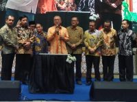 PTBA Tbk Gelar Halal Bihalal, Resmikan GSG dan Santuni Anak Yatim
