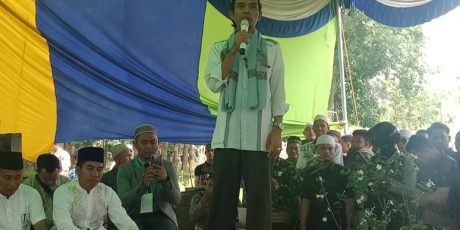 Ribuan Warga Arisan Musi Hadiri Tausiah UAS