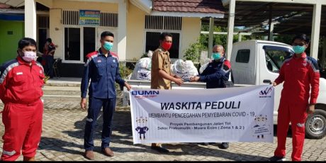 PT Waskita Salurkan Bantuan kepada Warga Melalui Program “Waskita Peduli”