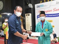 PTBA Santuni 500 Anak Yatim Piatu dan Panti Asuhan