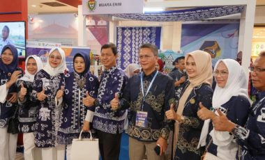 Produk Lokal UMKM Rambang Niru Muara Enim Ramaikan Sumsel Expo di Ciwalk Bandung
