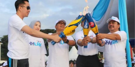 Rayakan HUT PTBA Ke-42, Plt Bupati Jalan Sehat Bersama Masyarakat