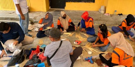 PTBA Latih Warga Binaan Lapas Perempuan Olah Limbah Jadi Beragam Kerajinan