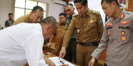 Cari Solusi Jalinsum Macet, Plt Bupati Muara Enim Minta PTBA Izinkan Jalan Alternatif Angkutan Batubara