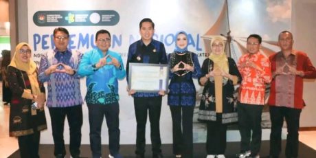 Penuhi Target SPM, Plt Bupati Muara Enim Diganjar Penghargaan Adinkes