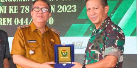 Pj Bupati Apresiasi Kemanunggalan TNI-Rakyat di Wilayah Muara Enim 