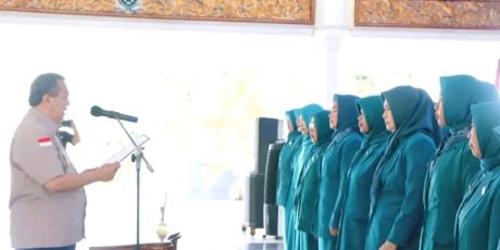 Pj. Bupati Lantik Pengurus TP PKK Kabupaten Muara Enim