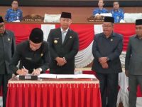 Dokumen Rancangan Perubahan KUA dan PPAS 2024 Resmi Ditetapkan Pemkab-DPRD Muara Enim